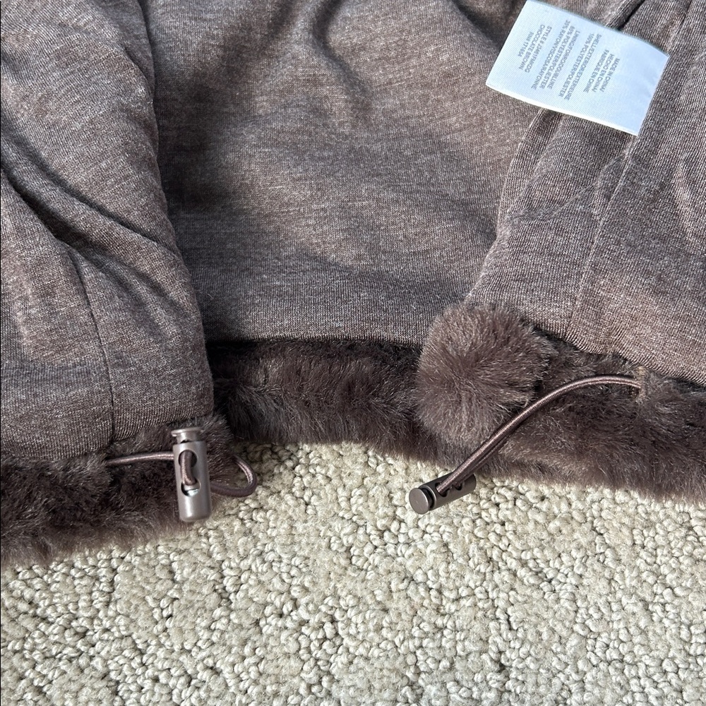 Thread & Supply Mink Faux Fur Vest Fuzzy Chocolate Brown Western Fall Small NEW - Picture 9 of 10